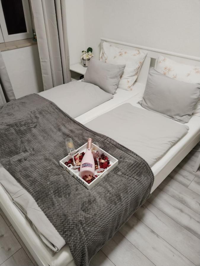 Apartman Zeko غييكا المظهر الخارجي الصورة