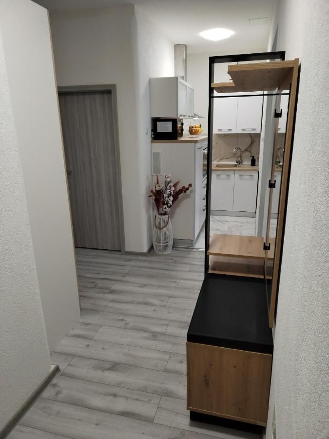 Apartman Zeko غييكا المظهر الخارجي الصورة